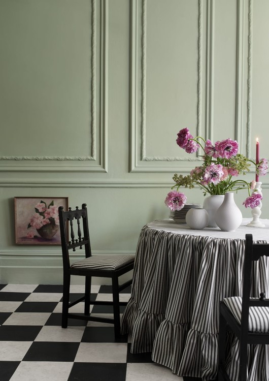 Annie-Sloan-Dining-room-Sage-Wall-Paint-Athenian-Black-chair-Ticking-in-Graphite-tablecloth-and-seat-cushions-Lifestyle-Portrait-2.jpg